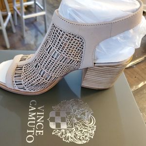 Vince Camuto Tipsy Taupe